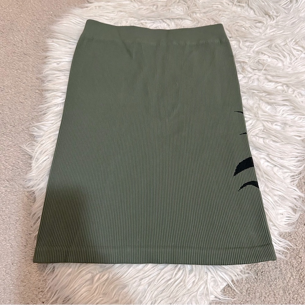 BCBGeneration Ribbed Matching Set - Picture 3 of 6